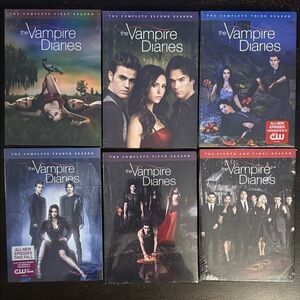 The Vampire Diaries Series DVD Set